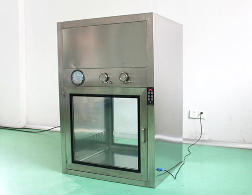 自凈式傳遞窗用于潔凈車間、微細科技、生物實驗室、制藥廠、醫(yī)院、食品加工業(yè)、LCD、電子廠等等一切需要空氣凈化的場所都需要用到傳遞窗等等