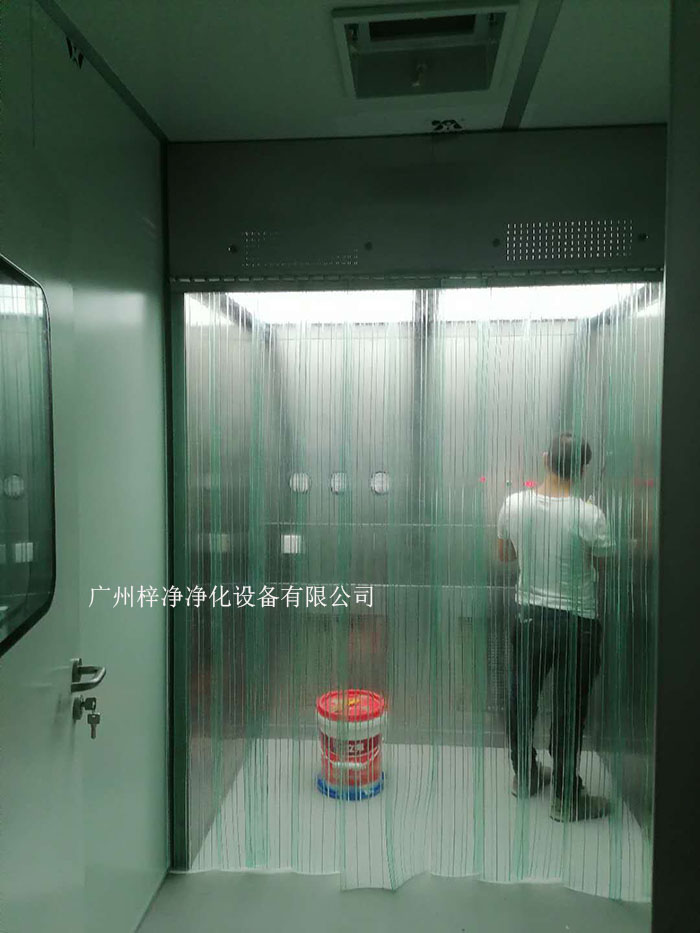 全部根據(jù)用戶要求定制非標(biāo)尺寸的稱量室。