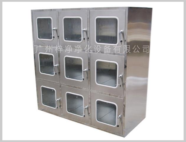 多聯(lián)體傳遞窗(非標(biāo)訂做)是指多個(gè)傳遞窗合并在一起，方便使用者針對(duì)不同物品的傳遞。