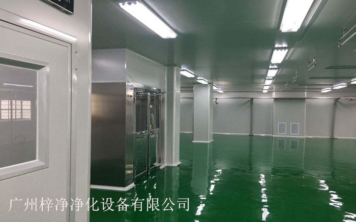 風(fēng)淋室是潔凈廠房和裝配式潔凈室的設(shè)備